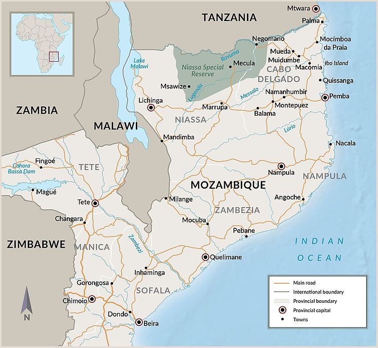 Karte von Mosambik mit angrenzenden Staaten.