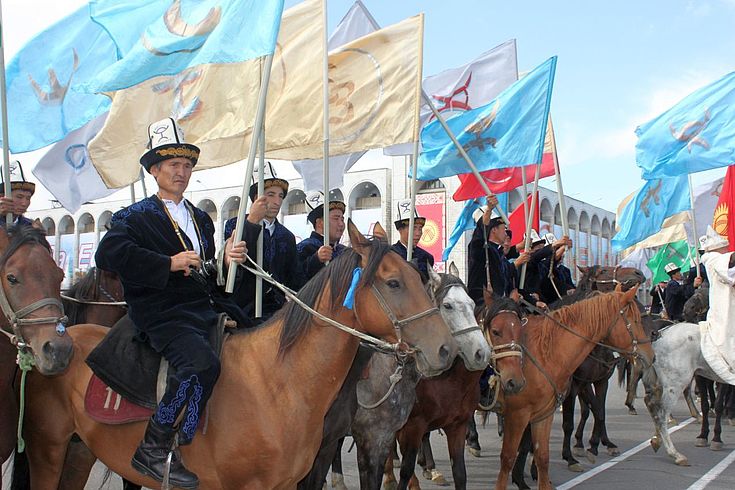 Im Jahr 2019 feierten berittene Kirgisen ihre Unabhängigkeit.