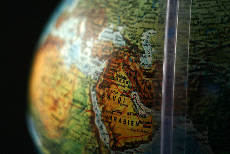 Saudi-arabischer Export des Wahabismus, Christenverfolgung u.a. in Ägypten, Syrien und im Irak und der ewige Streit um eine „Zwei-Staaten-Lösung“; im mittleren Osten setzt sich die CSV mit eigenen Positionen von der Regierungslinie ab.